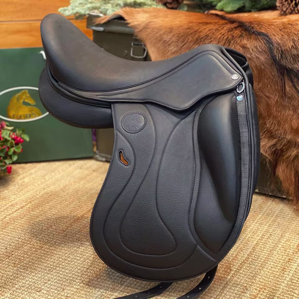 Olimpia saddle