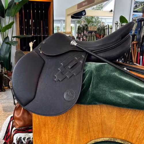Pampa Pro saddle